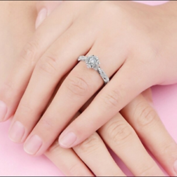 Women Engagement Ring Natural Moonstone Silver - Picture 10 of 10